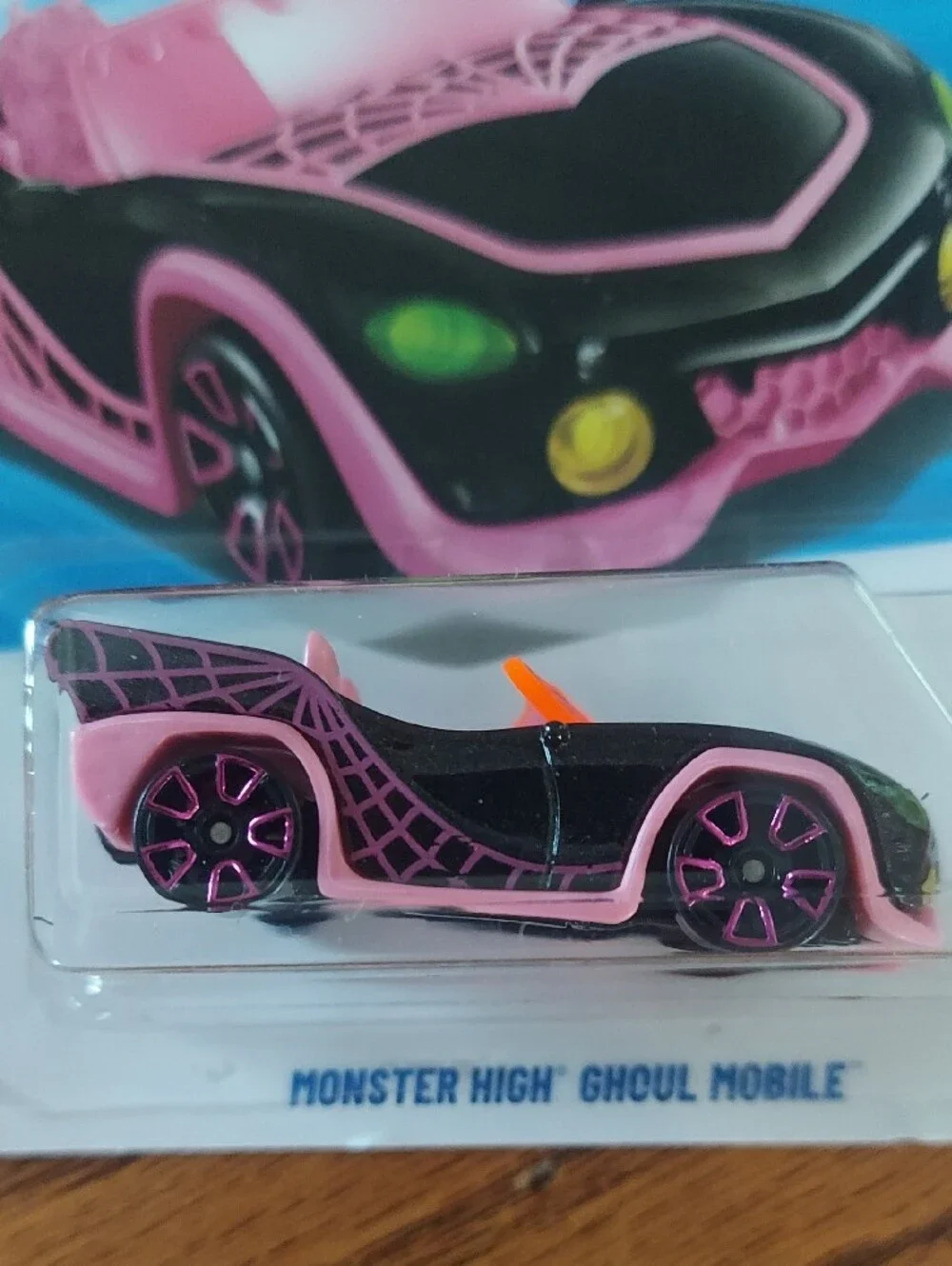 Hot Wheels Monster High Ghoul Mobile - New!